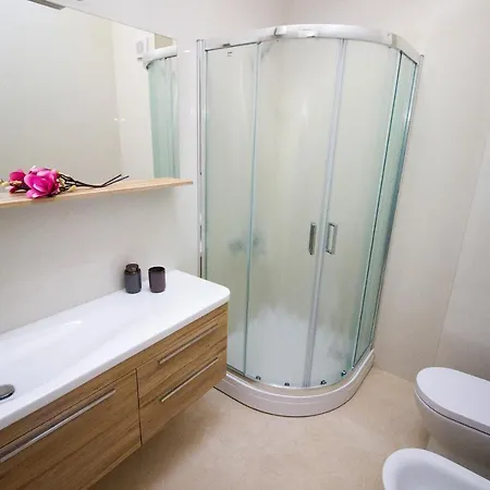 Penthouse With Old Bridge View And Jacuzzi Mostar