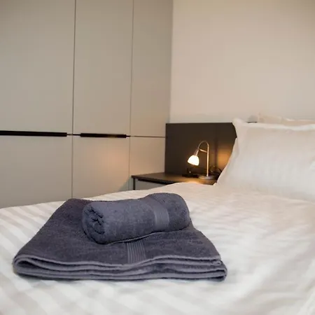 Penthouse With Old Bridge View And Jacuzzi