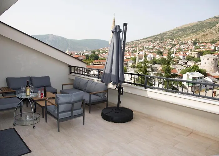 Penthouse With Old Bridge View And Jacuzzi
